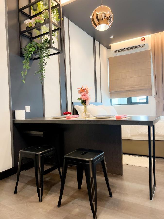 Aurora Vista Homestay Bangi At Vista Bangi With Wifi Netflix Gym Sauna Coway Swimming Pool-River View Kajang Zewnętrze zdjęcie