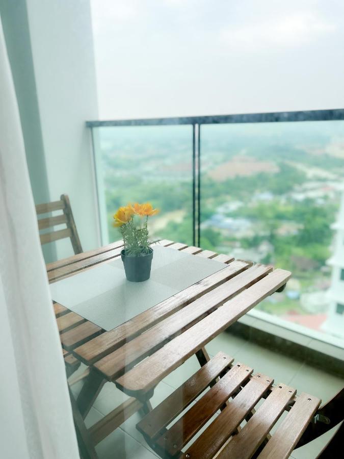 Aurora Vista Homestay Bangi At Vista Bangi With Wifi Netflix Gym Sauna Coway Swimming Pool-River View Kajang Zewnętrze zdjęcie