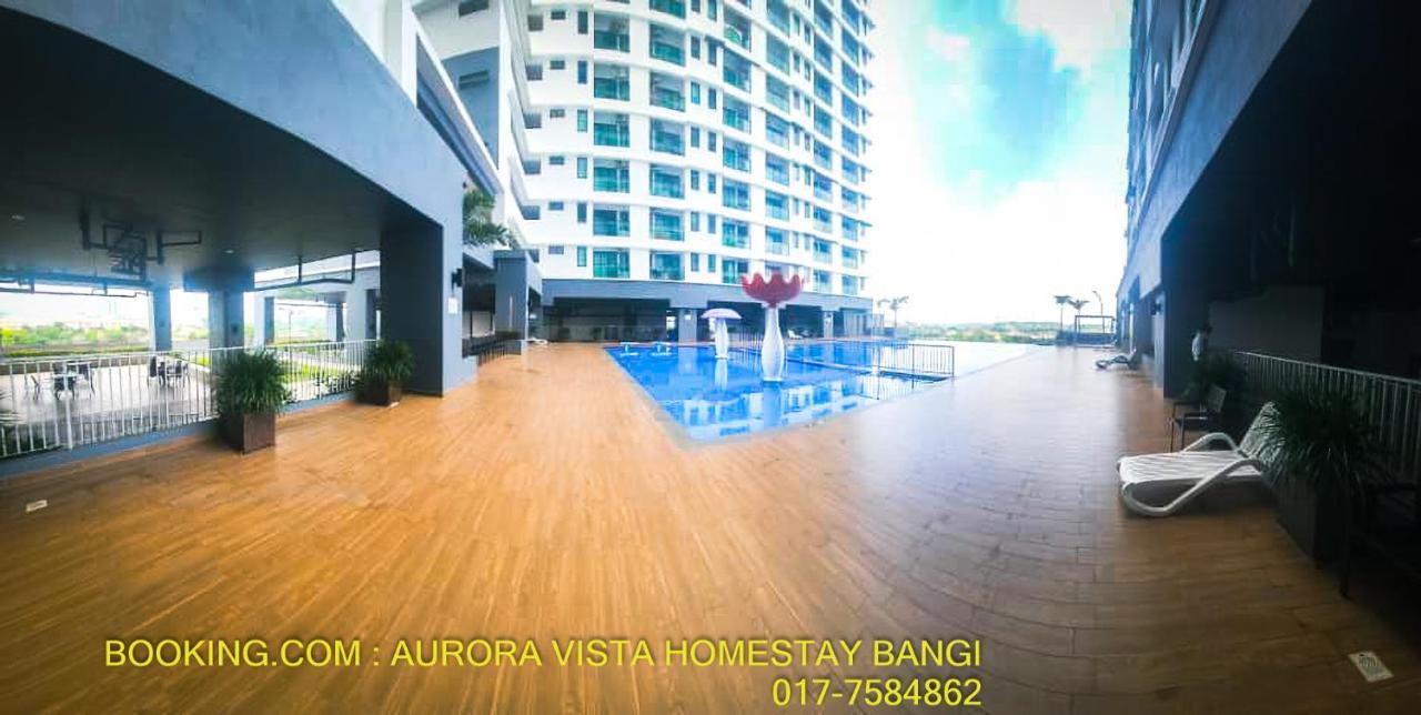Aurora Vista Homestay Bangi At Vista Bangi With Wifi Netflix Gym Sauna Coway Swimming Pool-River View Kajang Zewnętrze zdjęcie